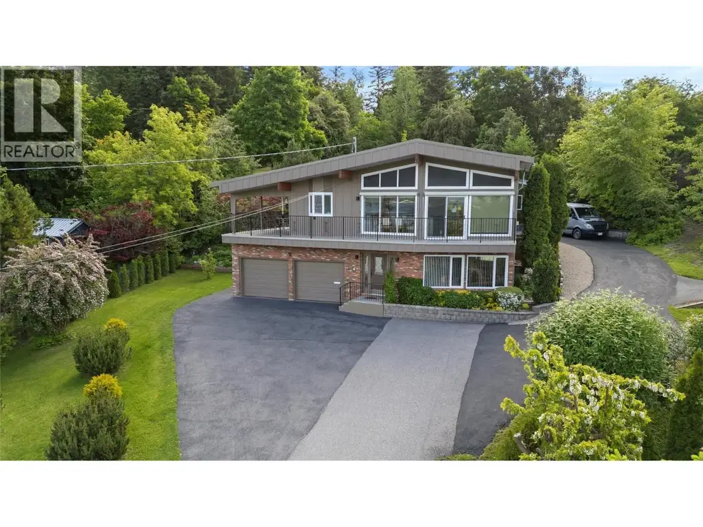 1280 Lakeshore Road Ne, Salmon Arm
